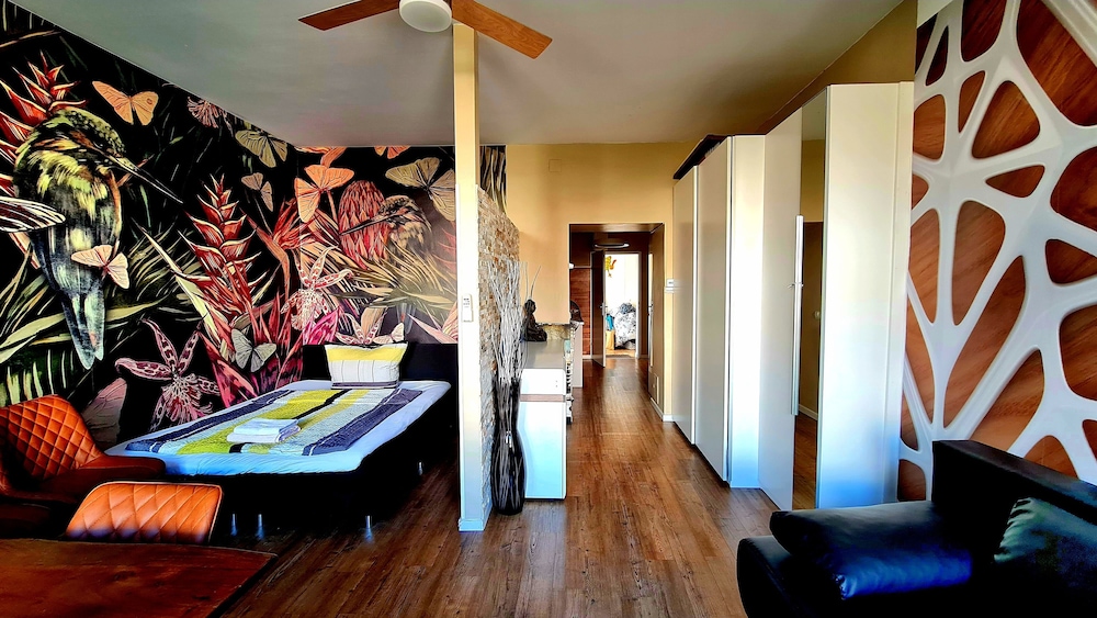 hotel room