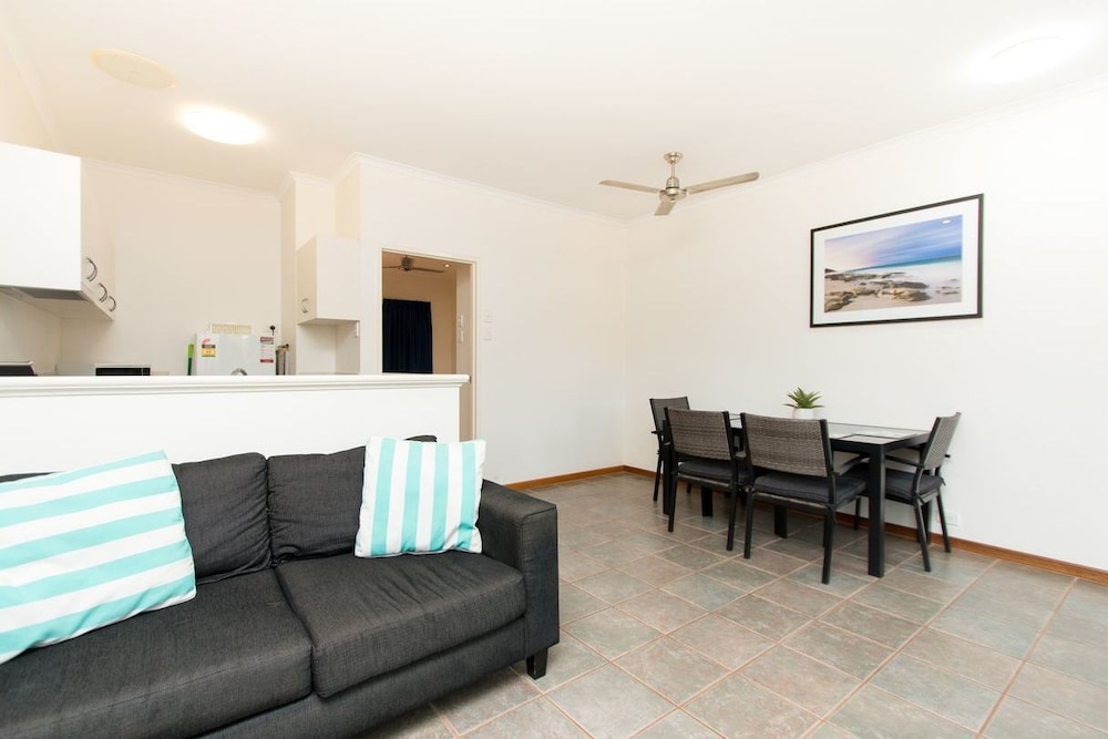 Cable Beach Apartments