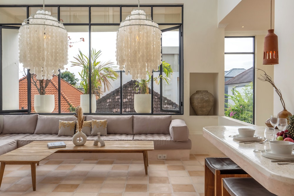 Leo Villa by Betterplace