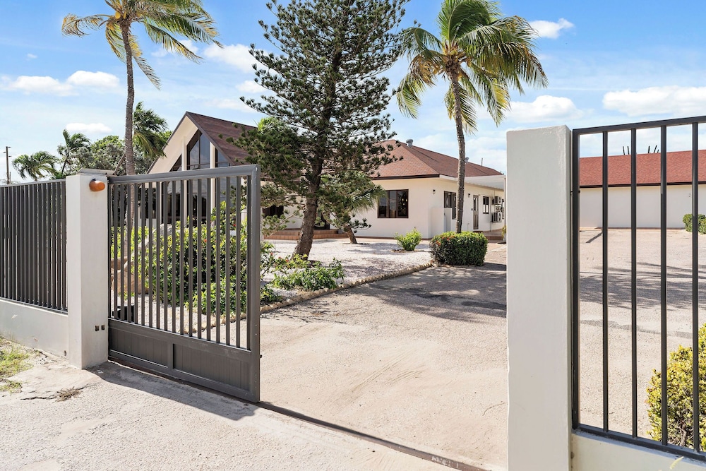 Villa Casibari Aruba Retreat Location