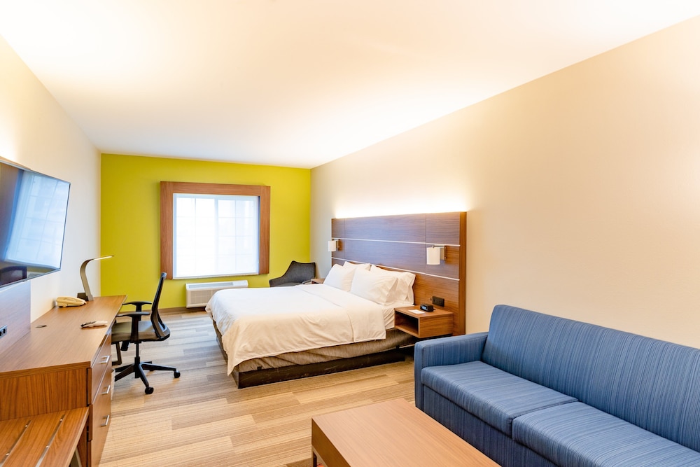 Holiday Inn Express Hereford by IHG view 5