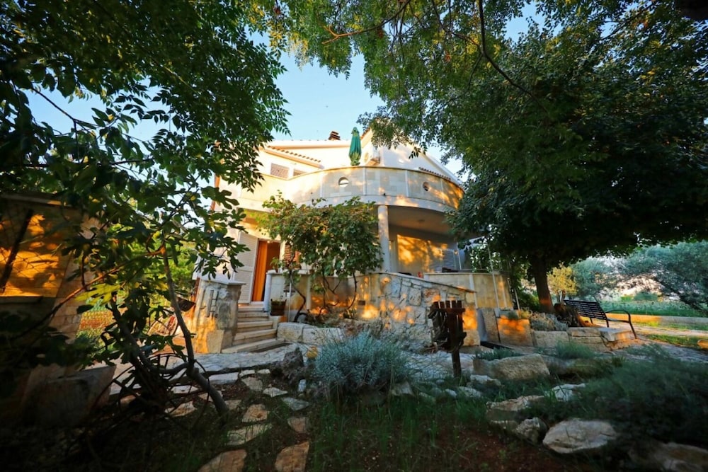 Anita - 100 m From the Beach - A1