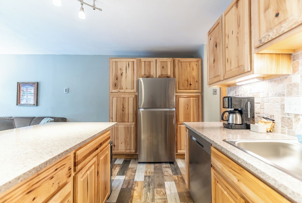 Key Condo #2927