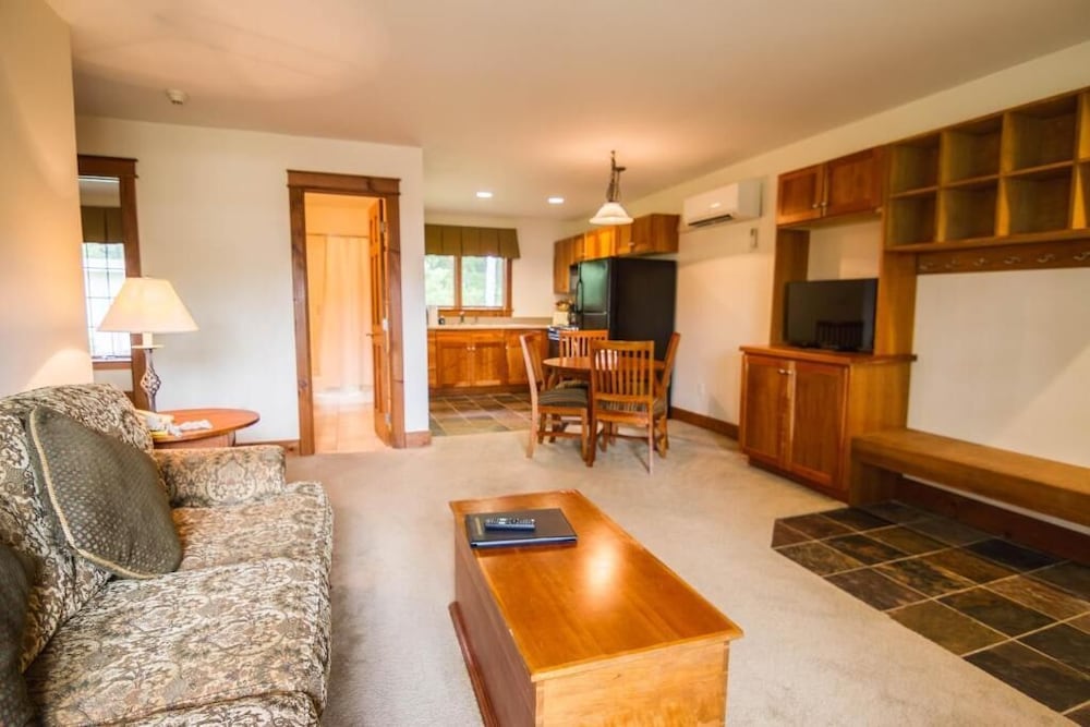 Winwood Condominiums by Windham Mountain Club