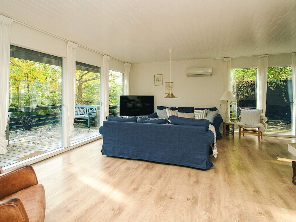 7 Person Holiday Home in Vejby view 5
