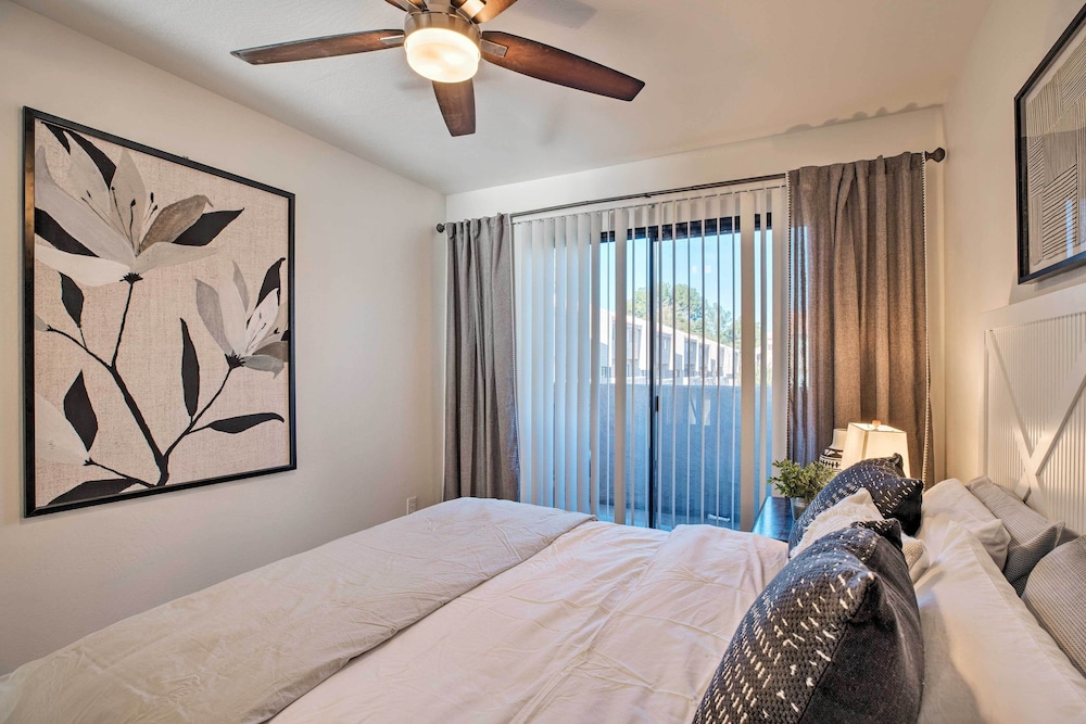 Modern Tempe Condo w/ Pool Access  4 Mi to ASU - Property Image 22