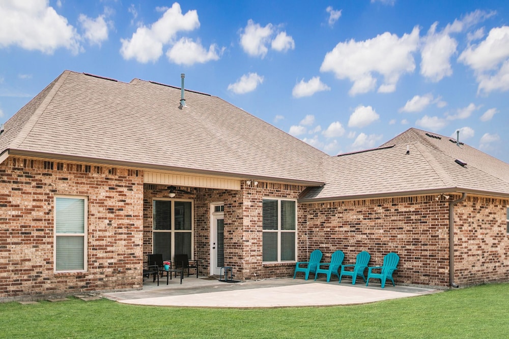 Your Home Away From Home for Working Professionals view 4