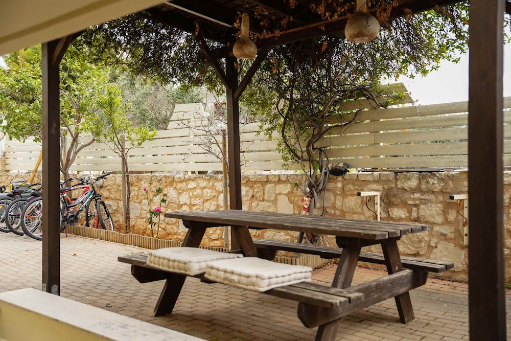 Zircon Gem - Kato Gouves Private Garden Oasis