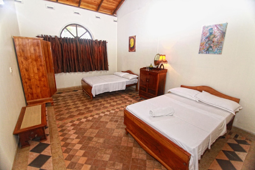 Rockwood Villa