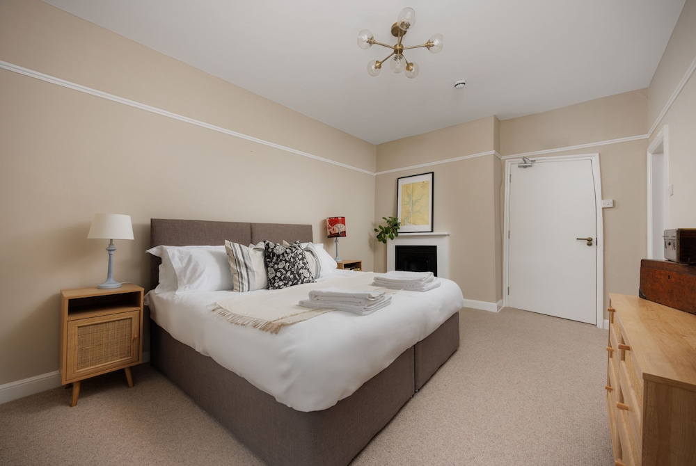 The Turf Hotel