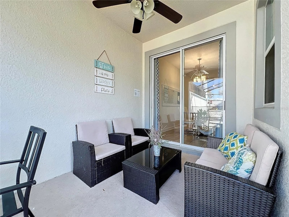 Stunning 4Bd W/ Pool @ Storey Lake 5019
