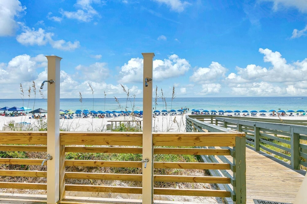 Gulf Crest 2105b