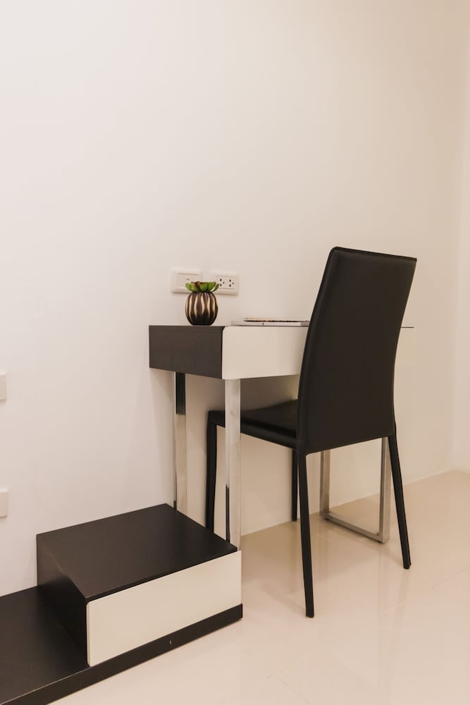 Beverly 33 Suites by PROMPT HOLIDAY HOME