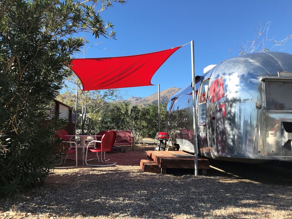 Palm Canyon Hotel & RV Resort