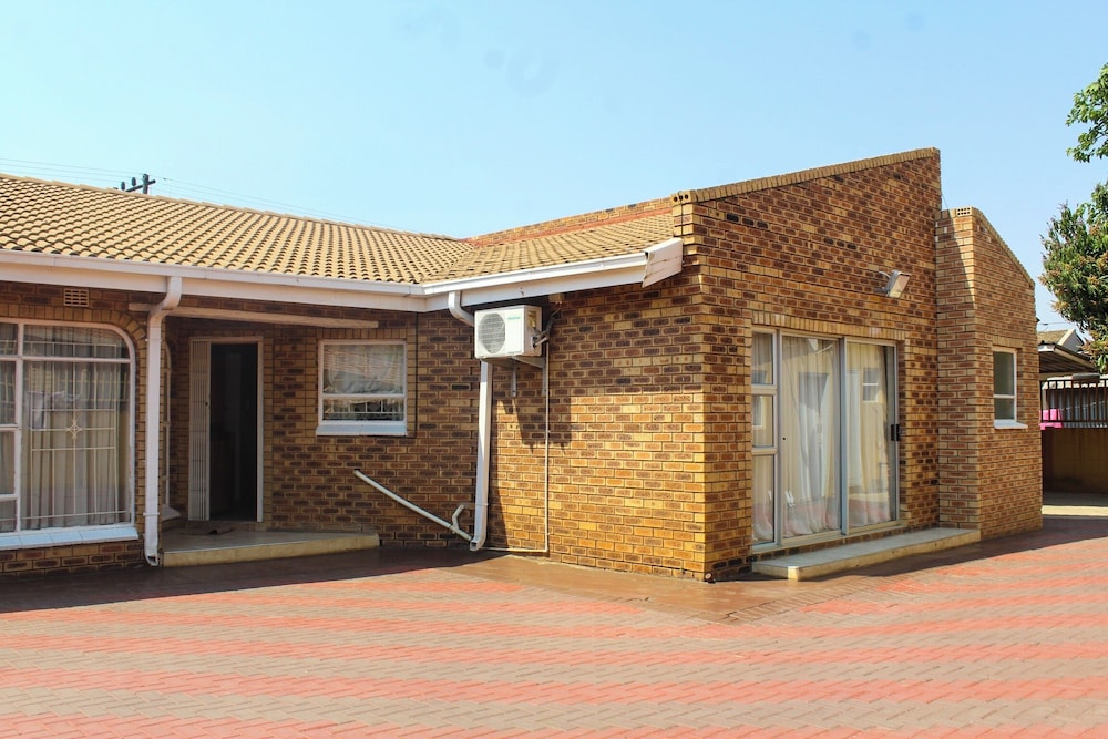 Mosele wa Pula Guesthouse