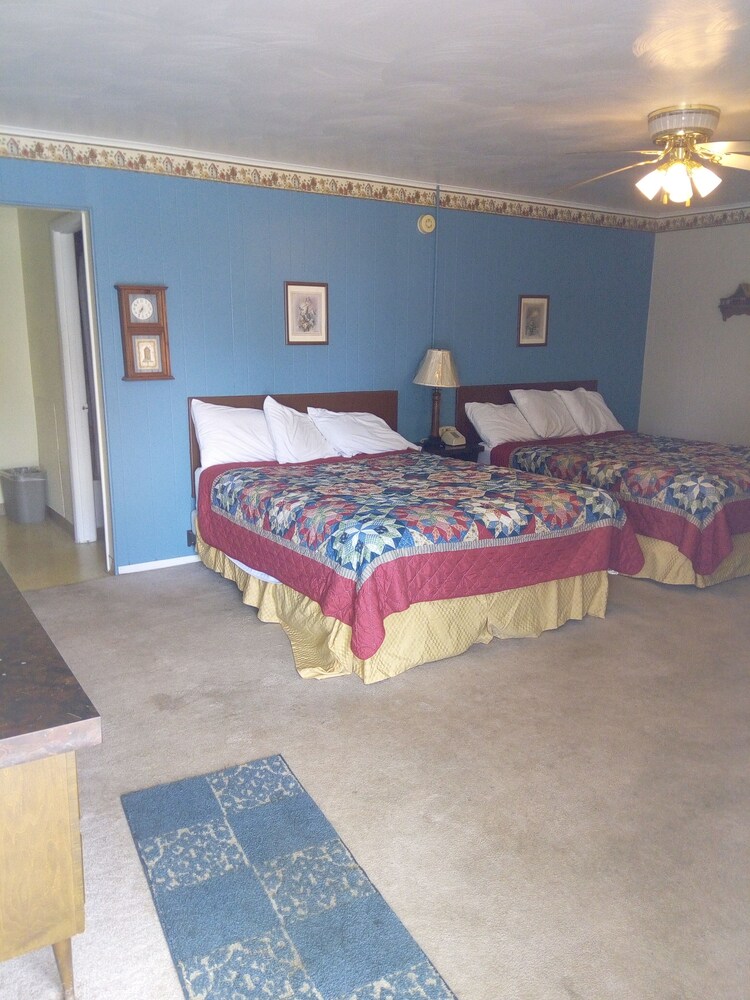 Willard Country Inn