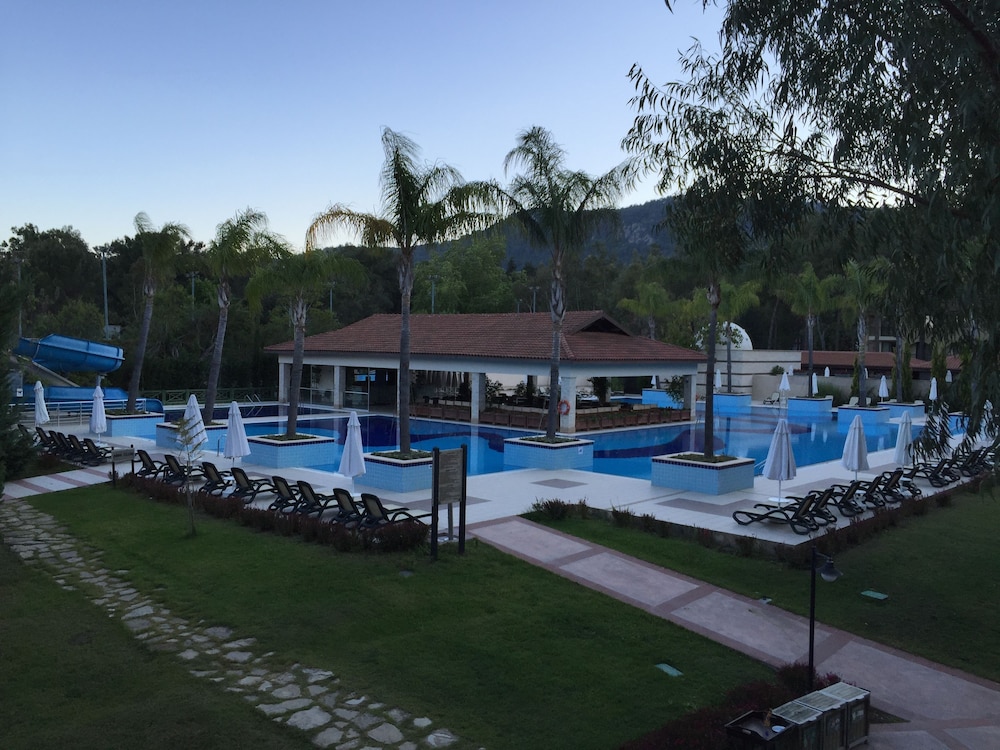 Champion Holiday Village - All Inclusive