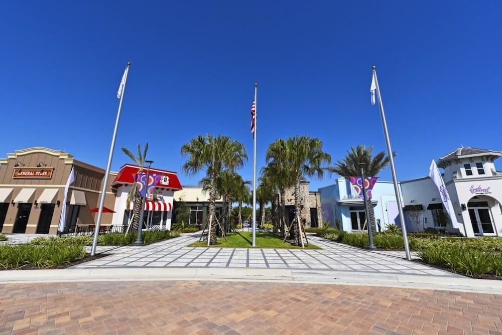 350 Festival Townhome 3 Bedroom by Florida Star
