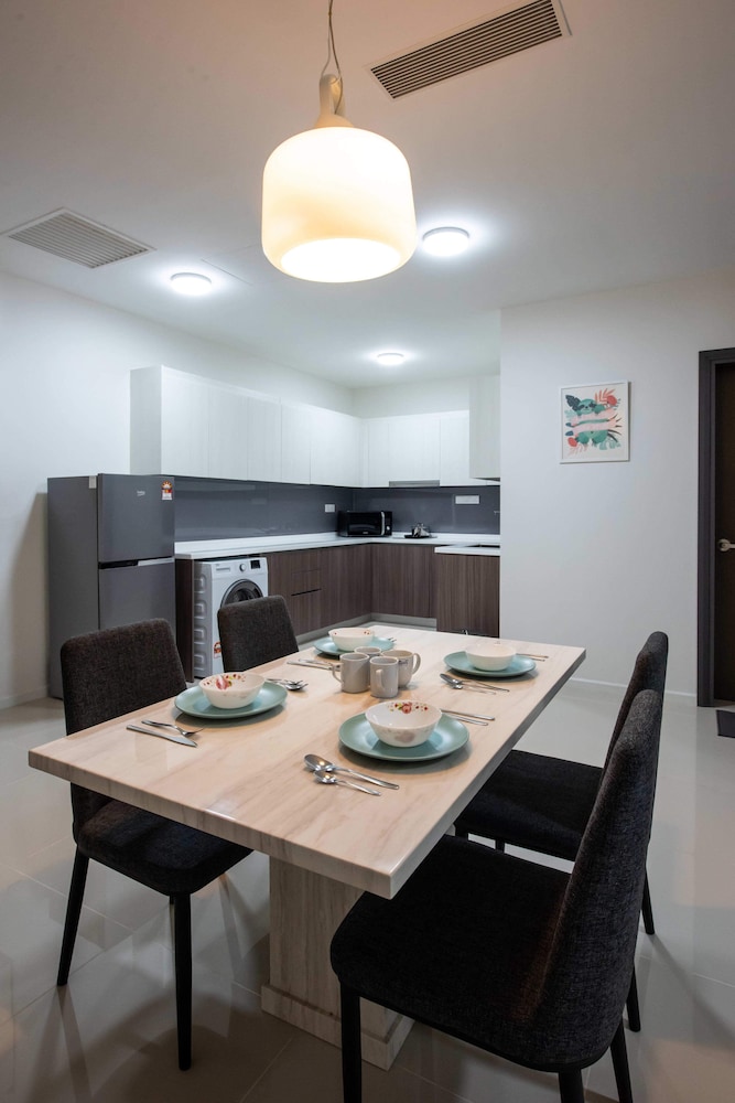 A Cozy & Stylish Apt at Suasana Suites JB