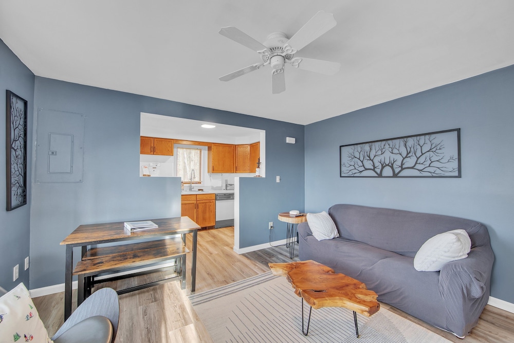 Little Cloud 10m Retreat With Adirondack Charm 1 Bedroom Townhouse by The Summit at Gore Mountain
