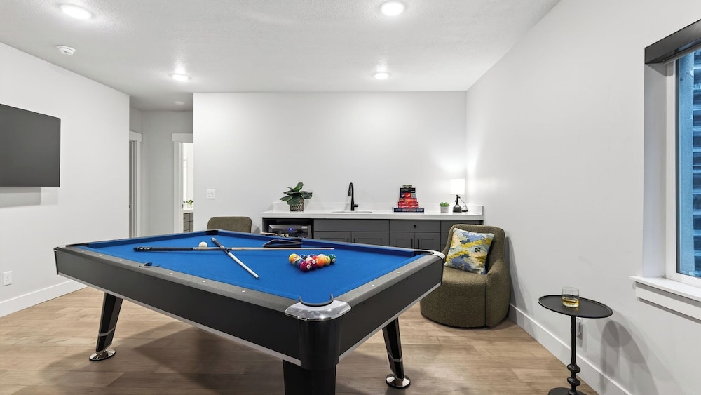 Spacious Park City Home w/ Hot Tub & Game Room Near Skiing & Trails Poppy Peak by Avantstay