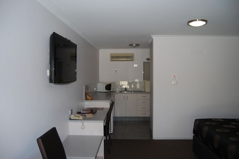 Sportsmans Motor Inn