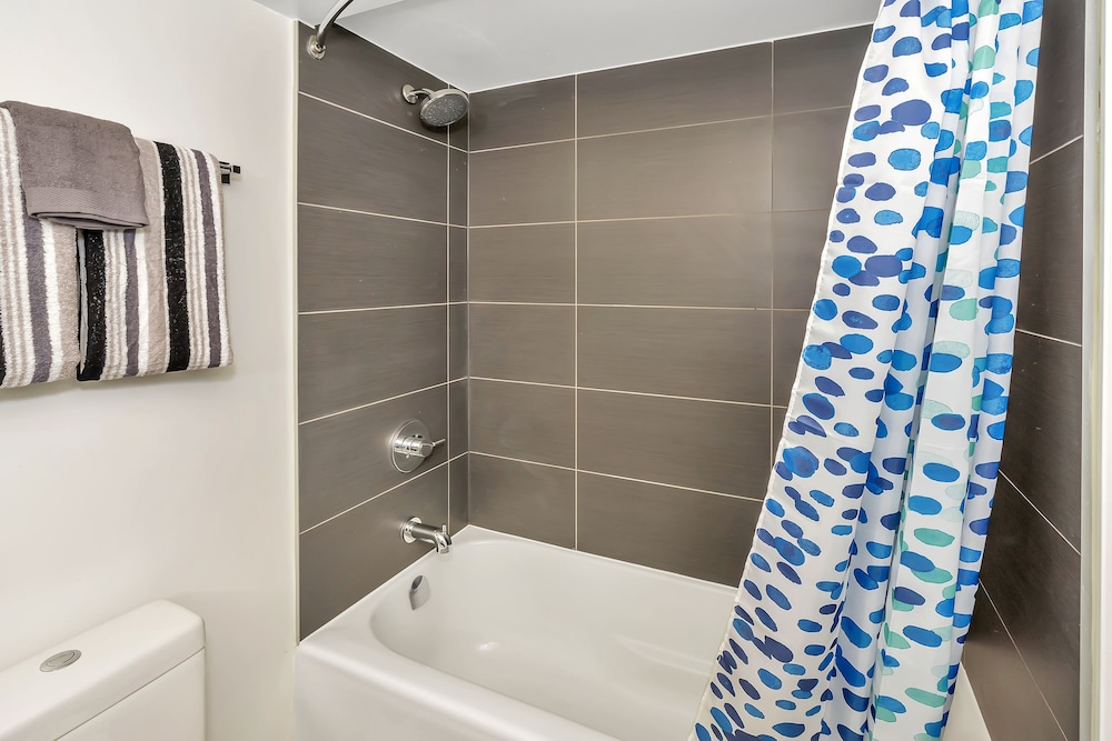 QuickStay - Elegance in Yorkville (Yonge & Bloor)