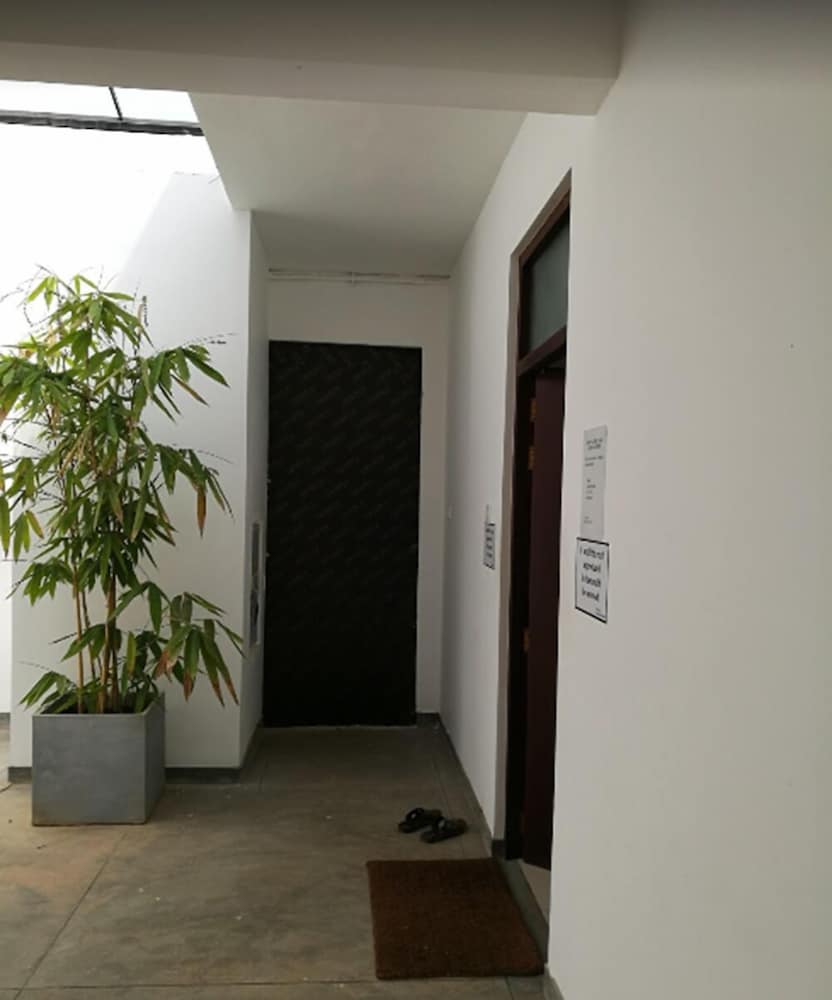 Srilanka Budget Apartment view 4