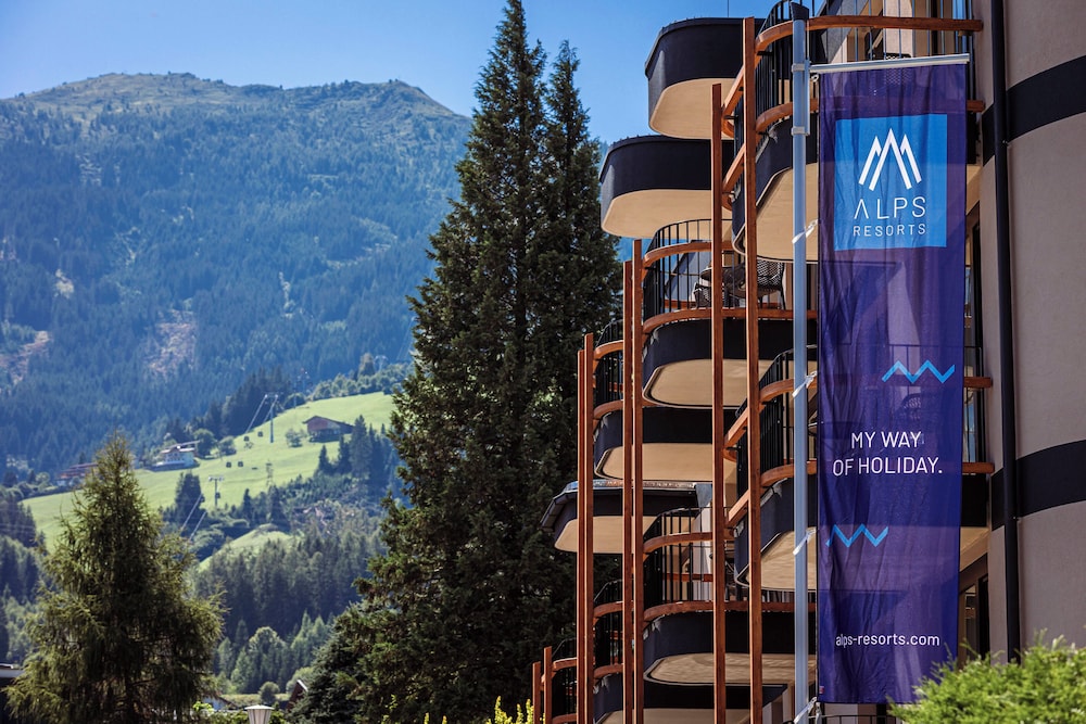 Zillertal Suites Fügen by ALPS RESORTS
