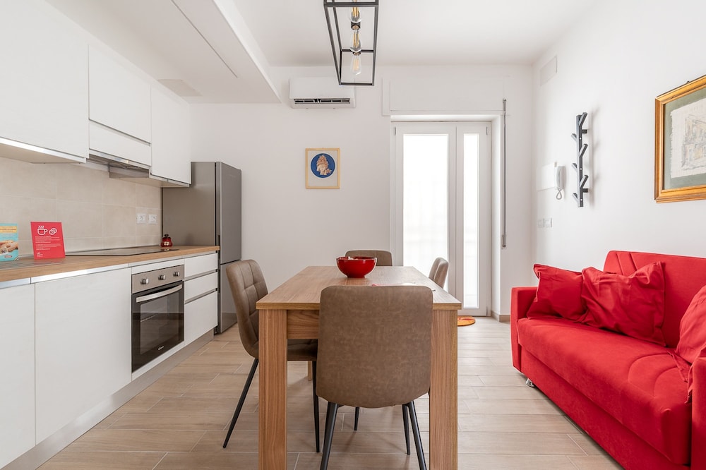 Russu Suli Apartment 2 by Wonderful Italy