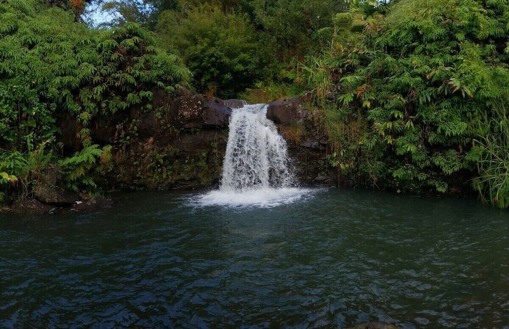 Kikala Waterfall Lodge
