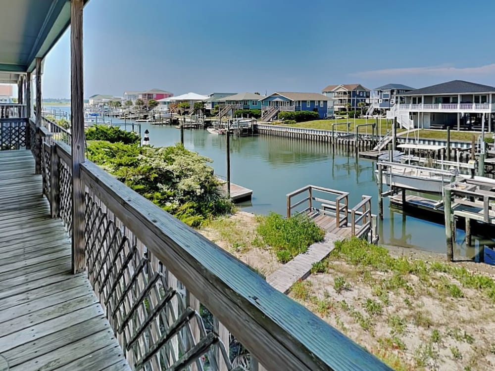 Boyd by Topsail Realty