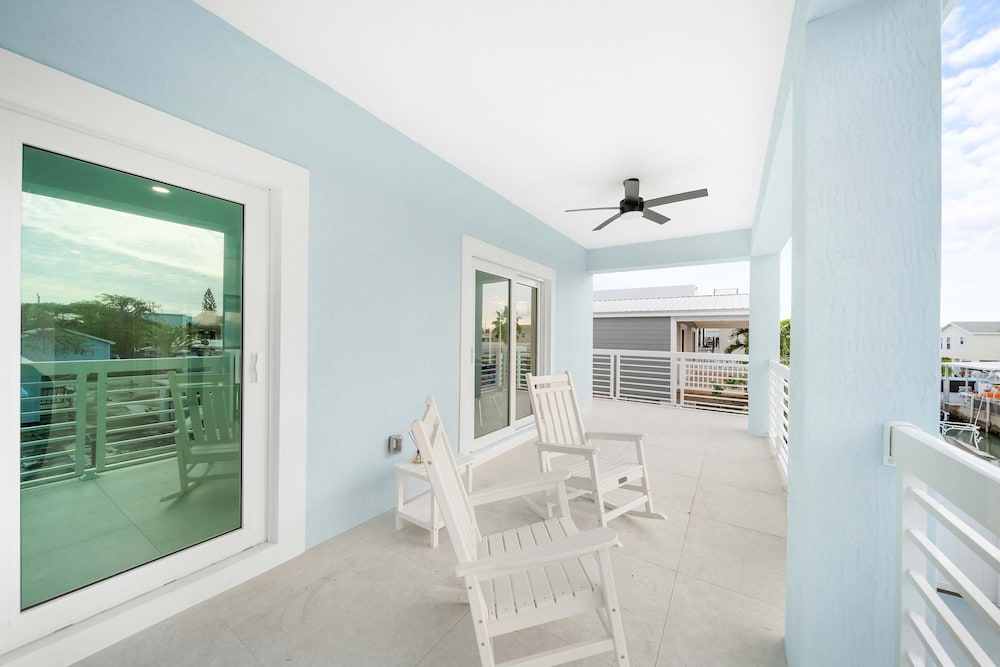 Azul Paradise - Waterfront - Heated Pool - Dock