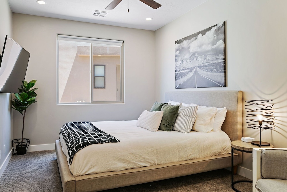 Town Center Red Sand Retreat by RedAwning view 2
