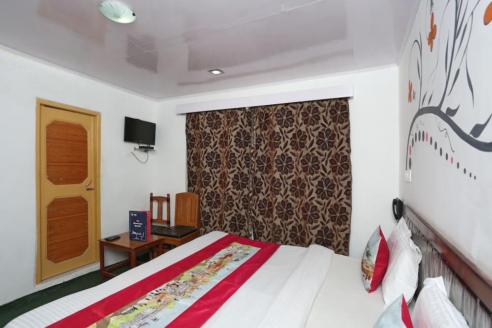 OYO 9083 Hotel Palace Pahalgam