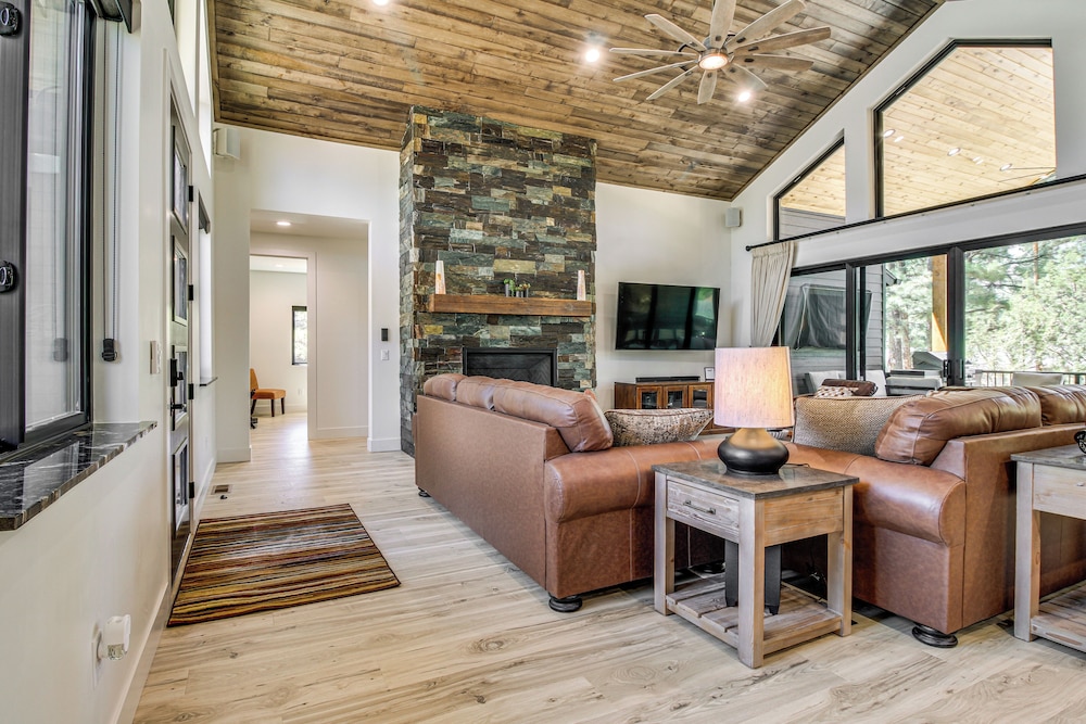 Fireplace + EV Charger! Home in Torreon Community