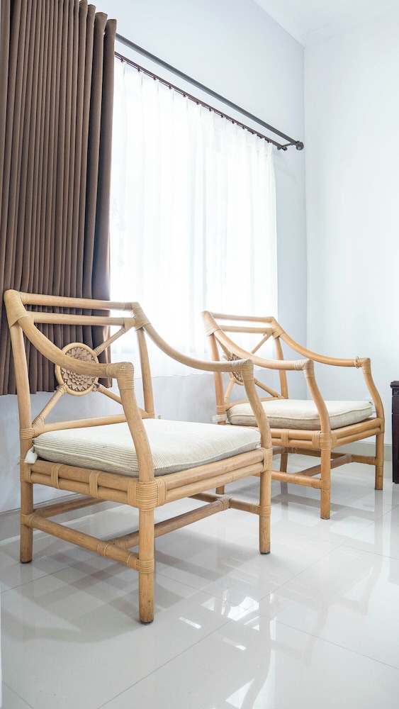 Amanlane Suite Seminyak by ARM — other