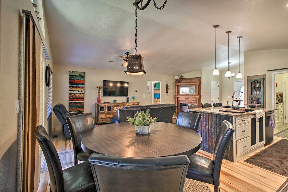 Show Low Home in Golf Community: Deck & Views! view 4