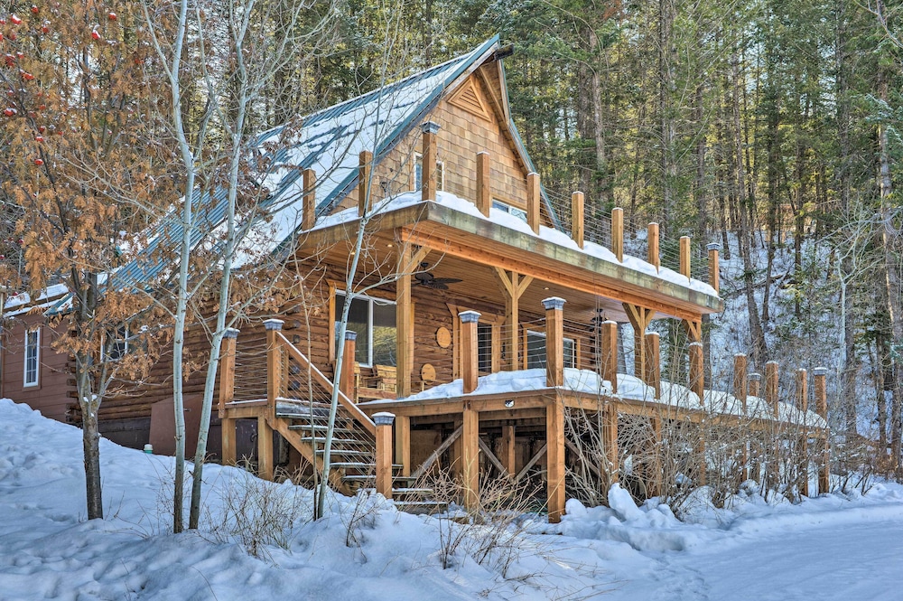 Alpine Adventures: Cozy Log Cabin w/ Deck & Views! view 3
