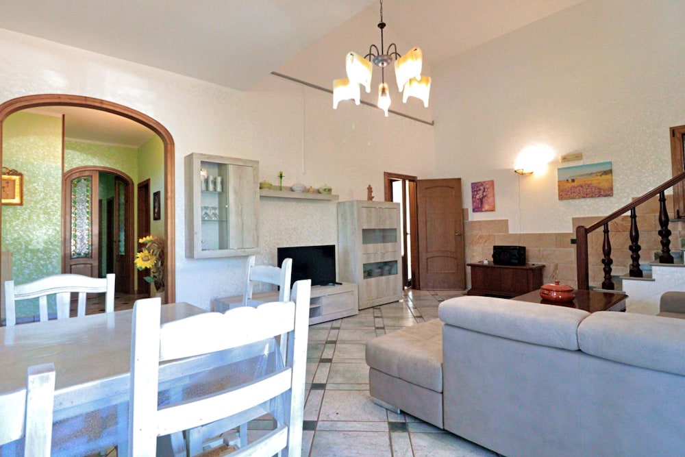 Villa Velisia - Con Ampia Piscina E Campo Da Gioco Privato