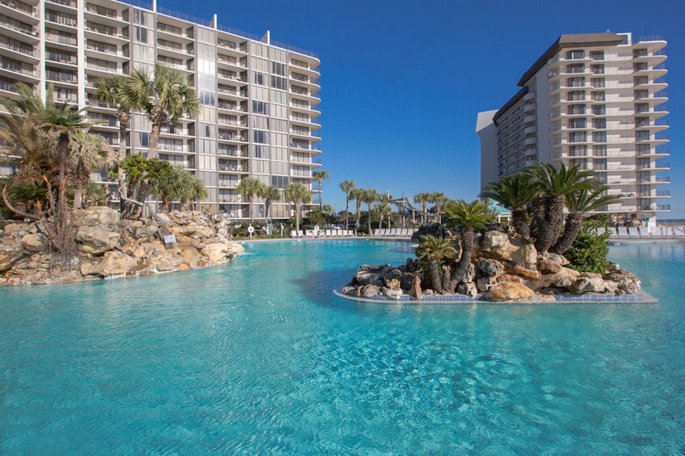 Edgewater Beach & Golf Resort by Panhandle Getaways
