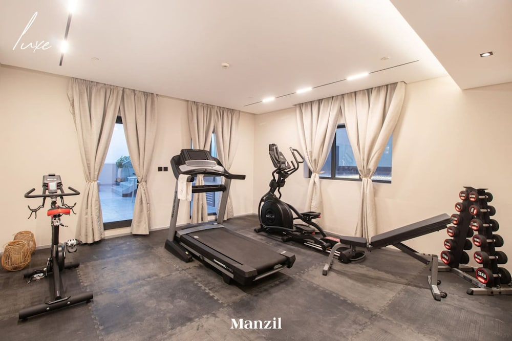 Luxury Sky Villa w Private Pool Sea View in Palm