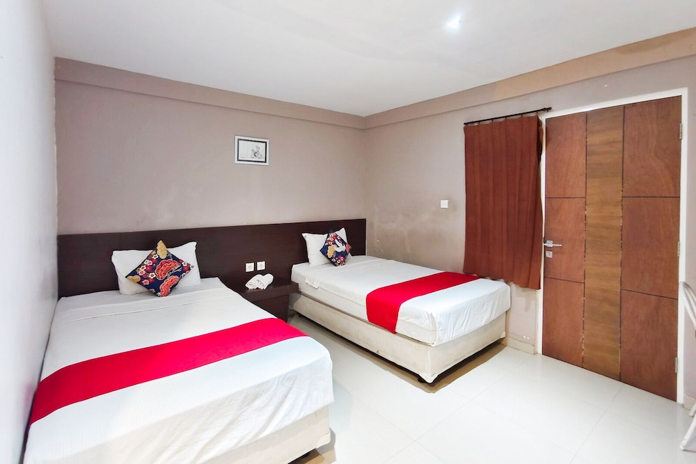 TwoSpaces Living at Kutisari Residence