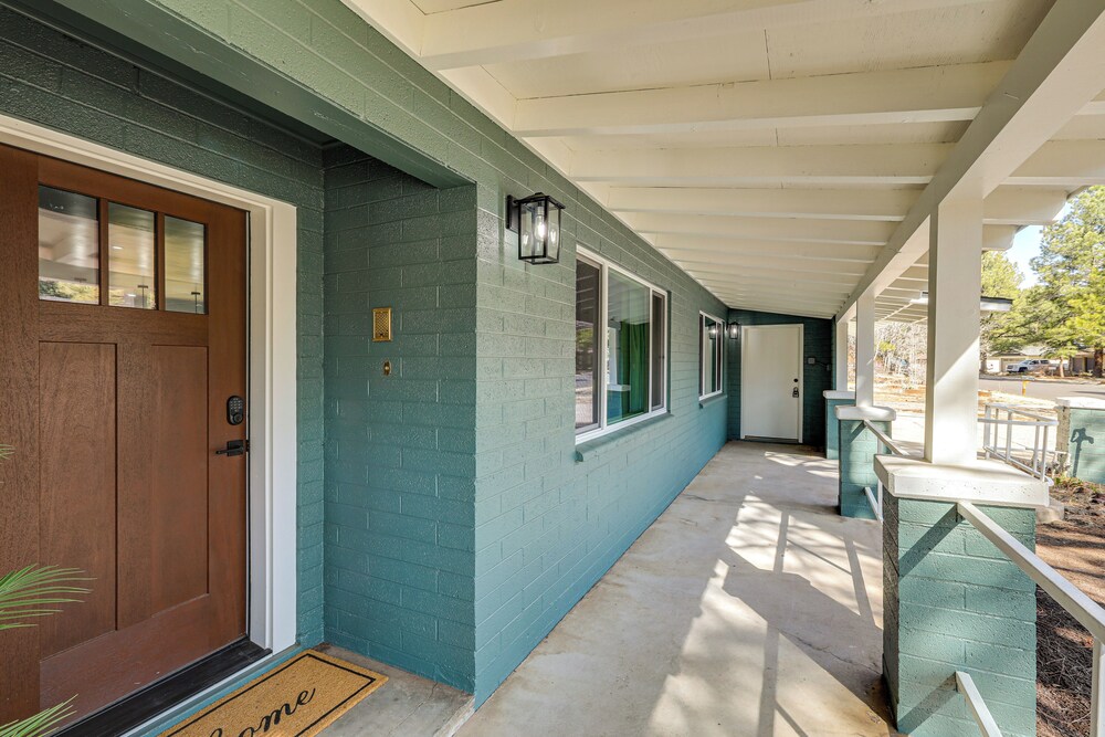 Walk to Dtwn Flagstaff: Home w/ Great Outdoor Area