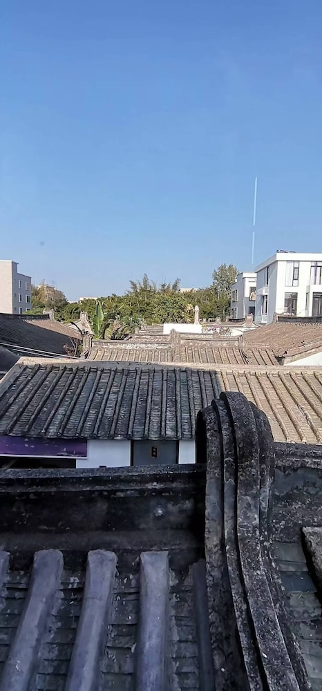 Serenity Courtyard Hotel