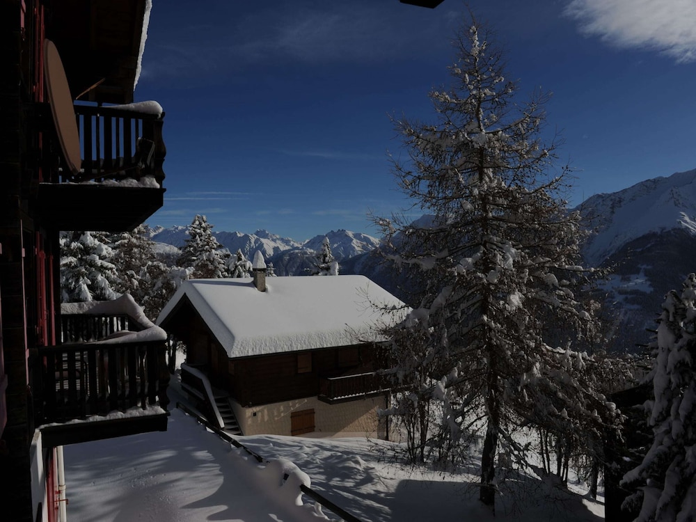 Comfy Apartment in Riederalp With Balcony view 4