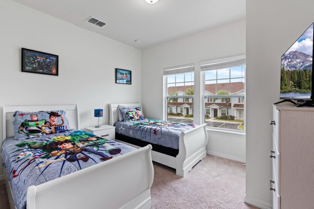 Amazing 4bdr few Miles From Disney - 3210