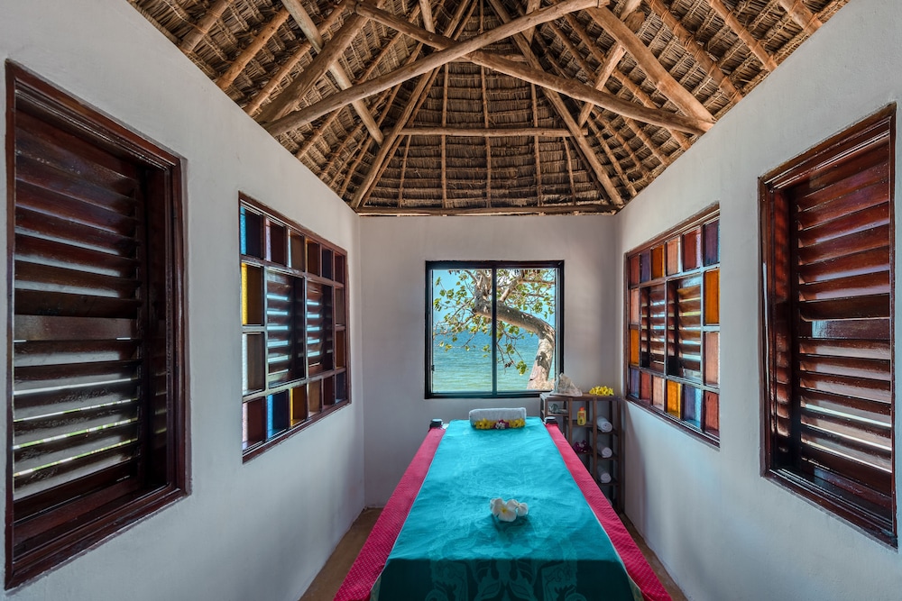 Filao Beach Resort by Sansi