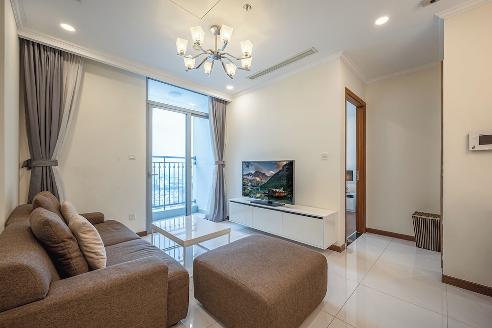 PD Pristine Apartment Landmark Plus