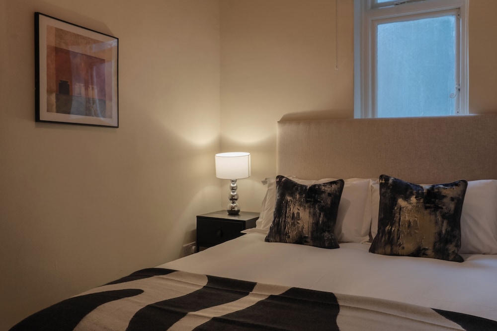 The Egerton - Serviced Apartments